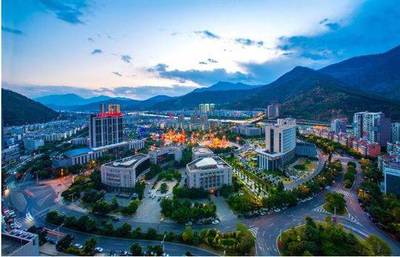 攀枝花市、米易縣被命名為國家園林城市、縣城